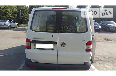 Минивэн Volkswagen Transporter 2011 в Ровно