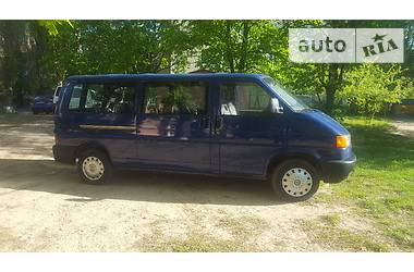 Минивэн Volkswagen Transporter 2000 в Чернигове