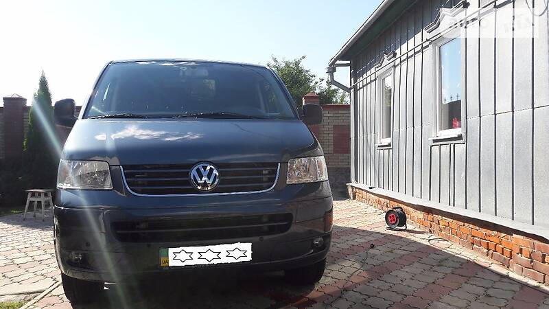 Мінівен Volkswagen Transporter 2008 в Охтирці