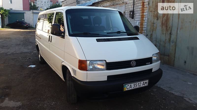 Минивэн Volkswagen Transporter 2000 в Черкассах