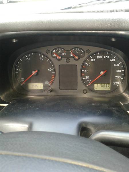 Вантажопасажирський фургон Volkswagen Transporter 1999 в Львові
