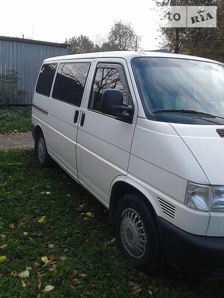 Вантажопасажирський фургон Volkswagen Transporter 1999 в Львові