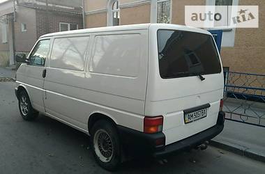 Вантажопасажирський фургон Volkswagen Transporter 2000 в Житомирі