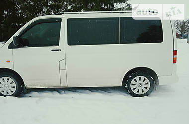 Минивэн Volkswagen Transporter 2004 в Луцке