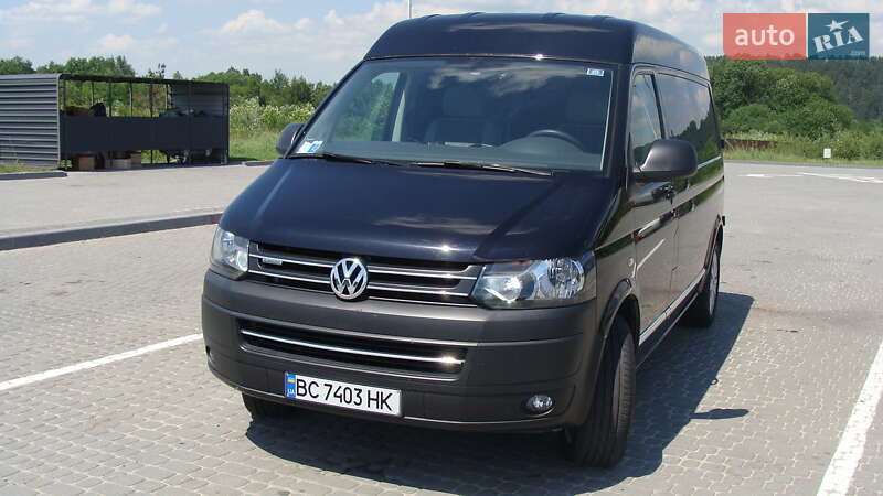 Минивэн Volkswagen Transporter 2015 в Николаеве