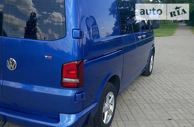 Грузопассажирский фургон Volkswagen Transporter 2007 в Вышгороде