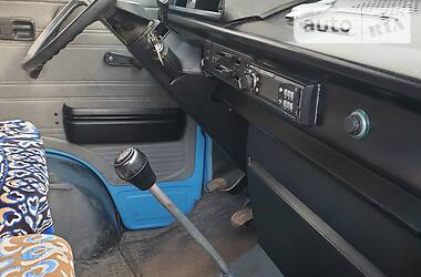 Минивэн Volkswagen Transporter 1990 в 