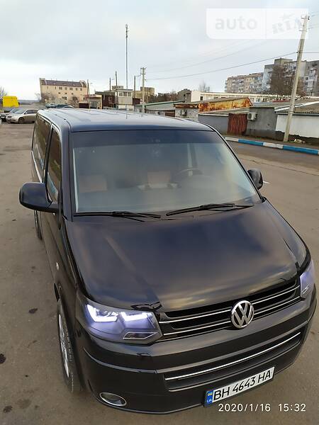 Грузовой фургон Volkswagen Transporter 2012 в Южном