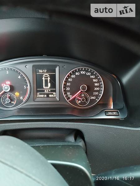 Грузовой фургон Volkswagen Transporter 2012 в Южном