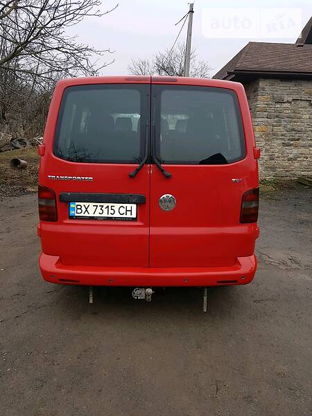 Грузопассажирский фургон Volkswagen Transporter 2004 в Каменец-Подольском