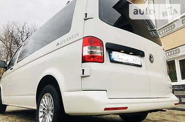 Минивэн Volkswagen Transporter 2015 в Иршаве