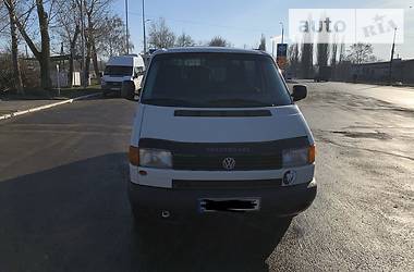 Вантажопасажирський фургон Volkswagen Transporter 2001 в 