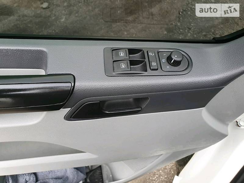 Мінівен Volkswagen Transporter 2015 в Бердичеві фото 19 Мінівен Volkswagen Transporter 2015 в Бердичеві