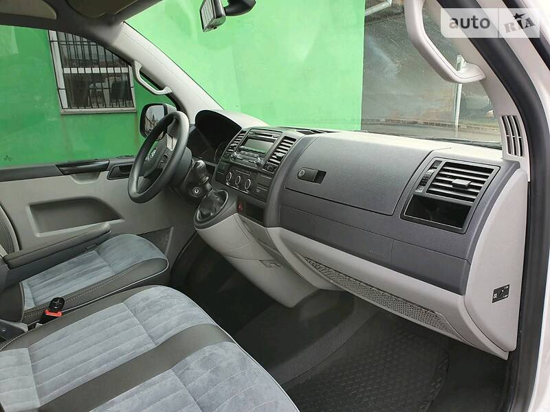 Мінівен Volkswagen Transporter 2015 в Бердичеві фото 24 Мінівен Volkswagen Transporter 2015 в Бердичеві