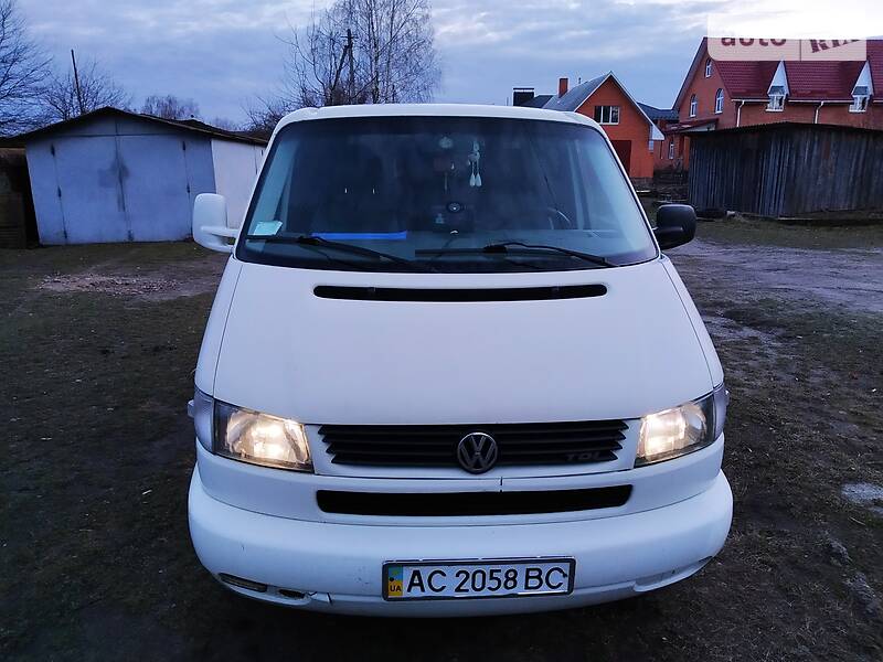 Volkswagen Transporter 2000 в Маневичах