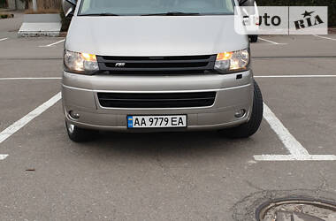 Вантажопасажирський фургон Volkswagen Transporter 2010 в 