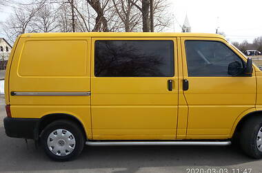 Вантажопасажирський фургон Volkswagen Transporter 2001 в 