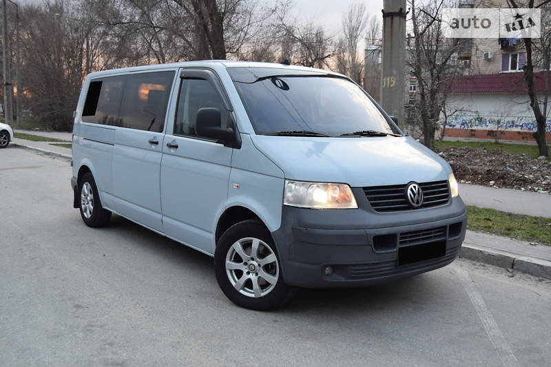 Мінівен Volkswagen Transporter 2006 в 