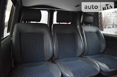 Мінівен Volkswagen Transporter 2006 в 