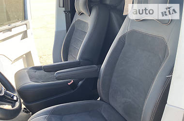 Універсал Volkswagen Transporter 2017 в 