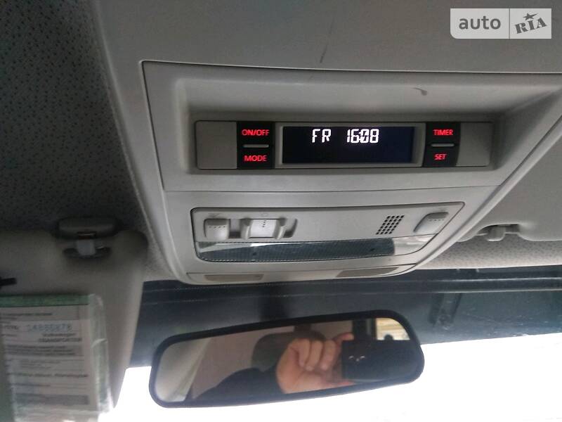 Мінівен Volkswagen Transporter 2010 в Чернівцях