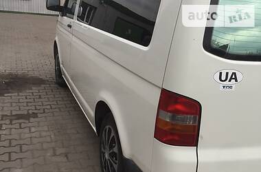 Універсал Volkswagen Transporter 2004 в 