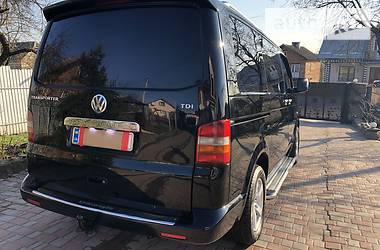 Мінівен Volkswagen Transporter 2004 в 