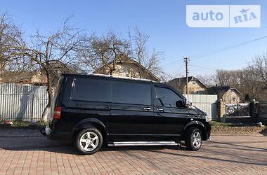 Мінівен Volkswagen Transporter 2004 в 