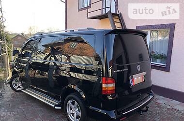 Мінівен Volkswagen Transporter 2004 в 