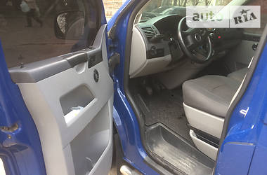  Volkswagen Transporter 2006 в 