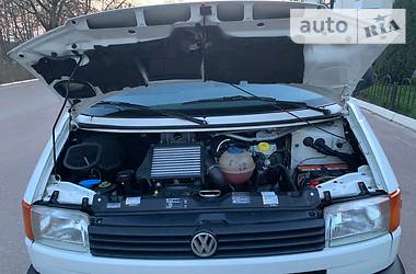 Мінівен Volkswagen Transporter 2002 в 
