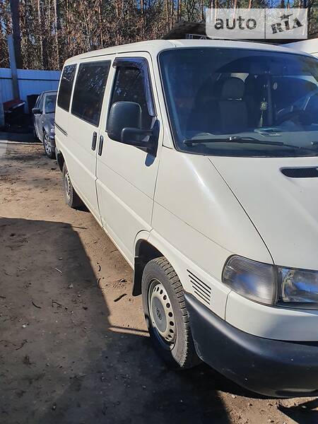Вантажопасажирський фургон Volkswagen Transporter 2002 в 