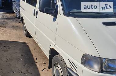 Вантажопасажирський фургон Volkswagen Transporter 2002 в 