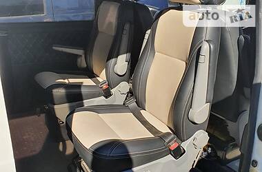 Вантажопасажирський фургон Volkswagen Transporter 2002 в 