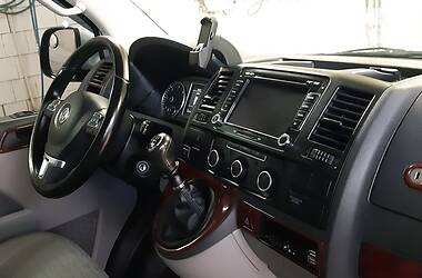 Мінівен Volkswagen Transporter 2011 в 