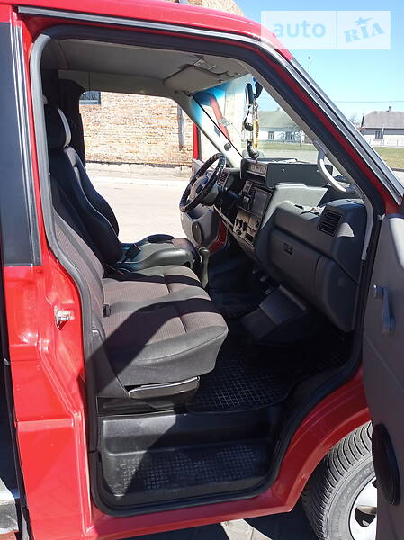 Минивэн Volkswagen Transporter 1997 в Любомле