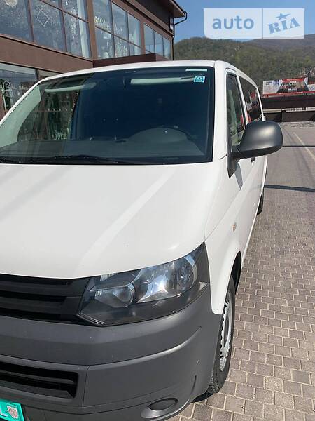 Volkswagen Transporter 2012 в Виноградове