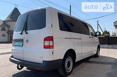  Volkswagen Transporter 2012 в 