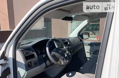  Volkswagen Transporter 2012 в 