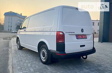 Мінівен Volkswagen Transporter 2015 в 