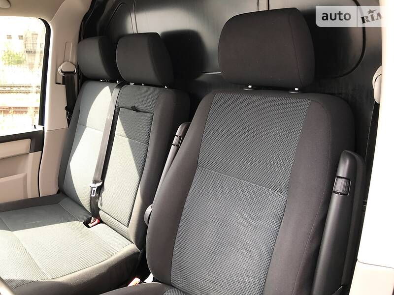 Вантажопасажирський фургон Volkswagen Transporter 2016 в Одесі