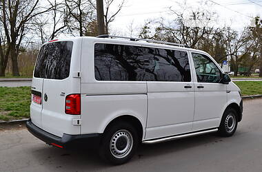 Мінівен Volkswagen Transporter 2015 в 