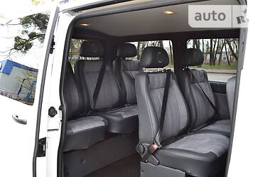 Мінівен Volkswagen Transporter 2015 в 