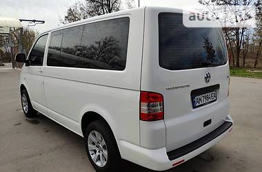 Мінівен Volkswagen Transporter 2010 в 