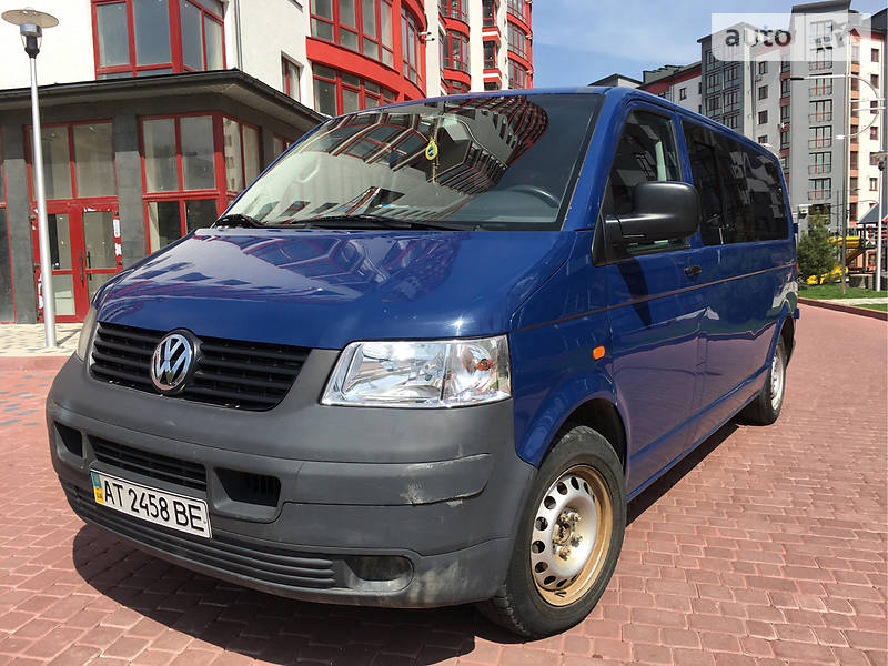 Мінівен Volkswagen Transporter 2004 в Івано-Франківську