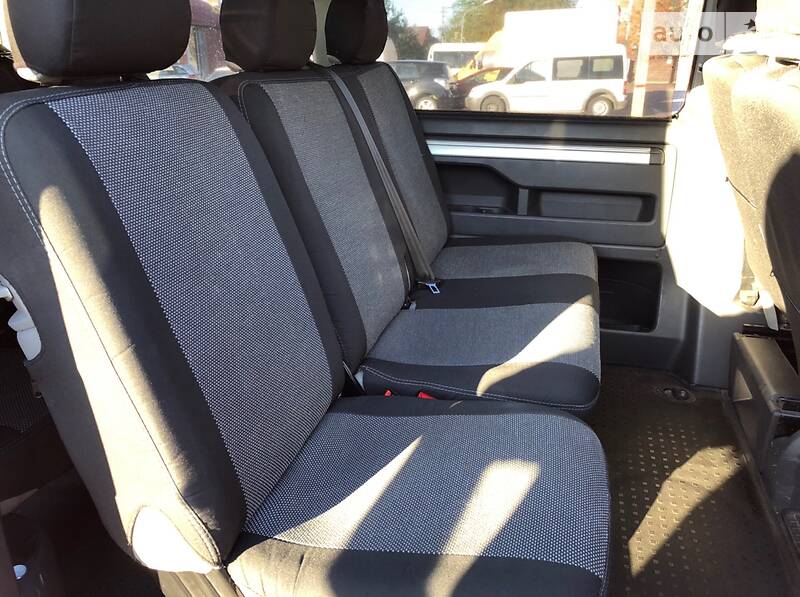 Мінівен Volkswagen Transporter 2006 в Рівному