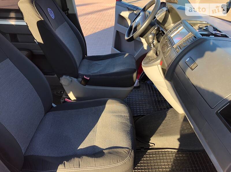 Мінівен Volkswagen Transporter 2006 в Рівному