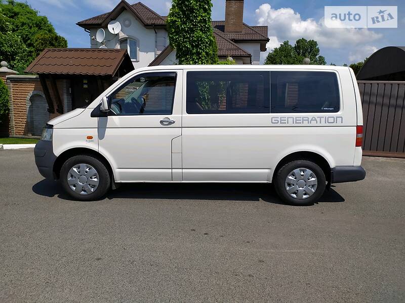 Минивэн Volkswagen Transporter 2003 в Василькове