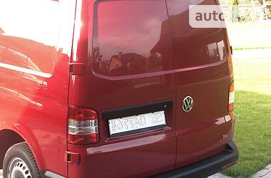 Вантажопасажирський фургон Volkswagen Transporter 2014 в 
