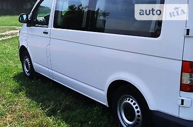 Мінівен Volkswagen Transporter 2010 в 